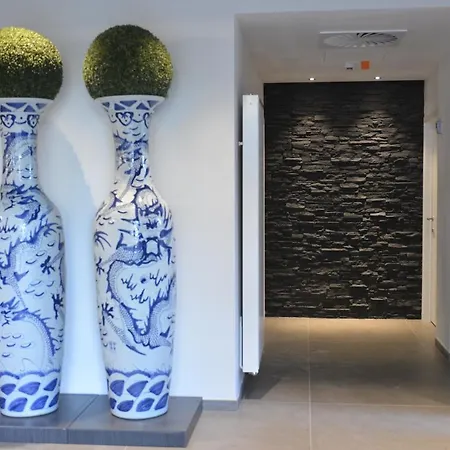 Cite Imperiale Ye 3*