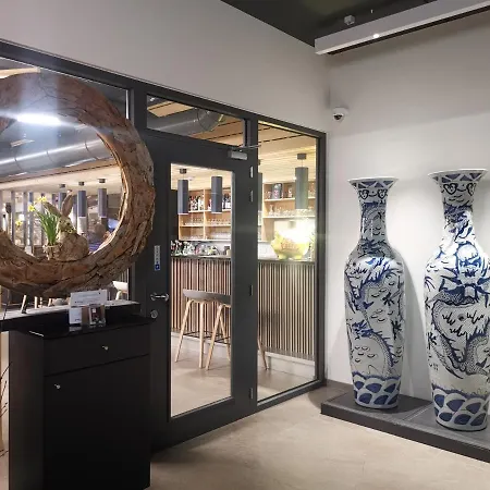 Cite Imperiale Ye فندق 3*