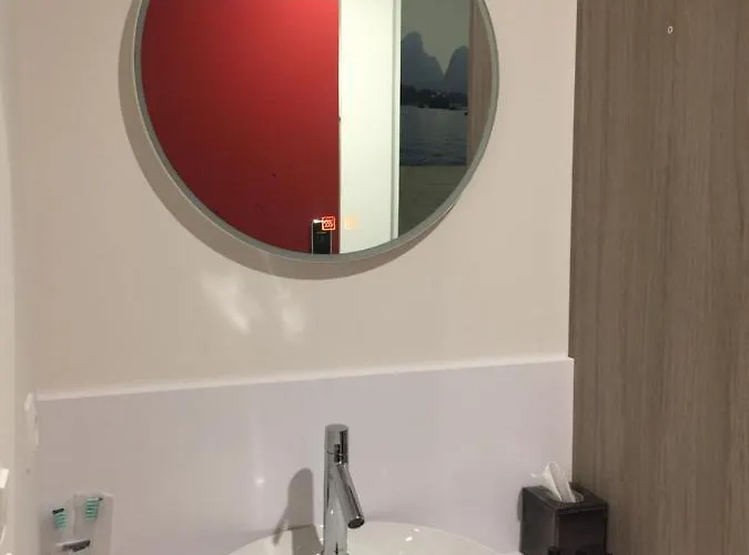 Cite Imperiale Ye 3* Mettet